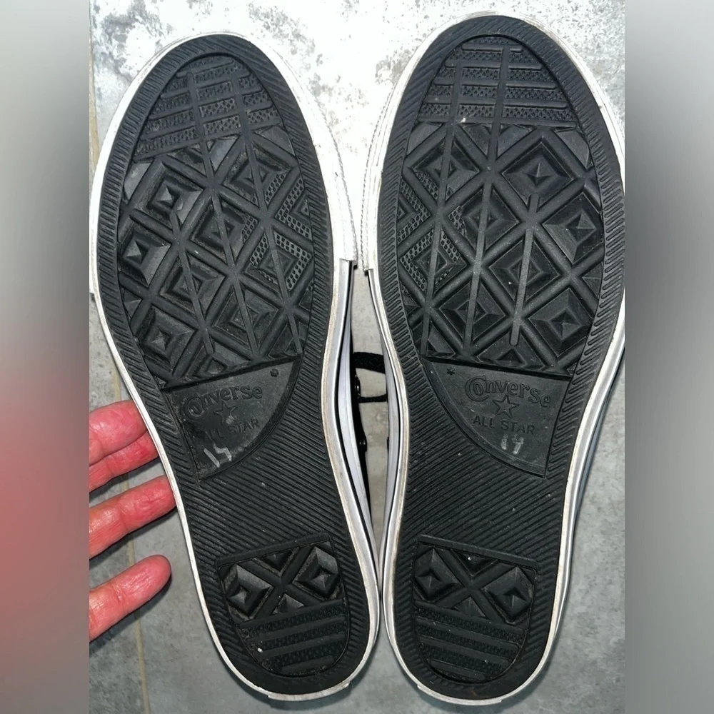 Converse these shoes